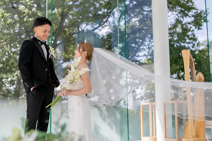 全額返金保証と新郎新婦写真